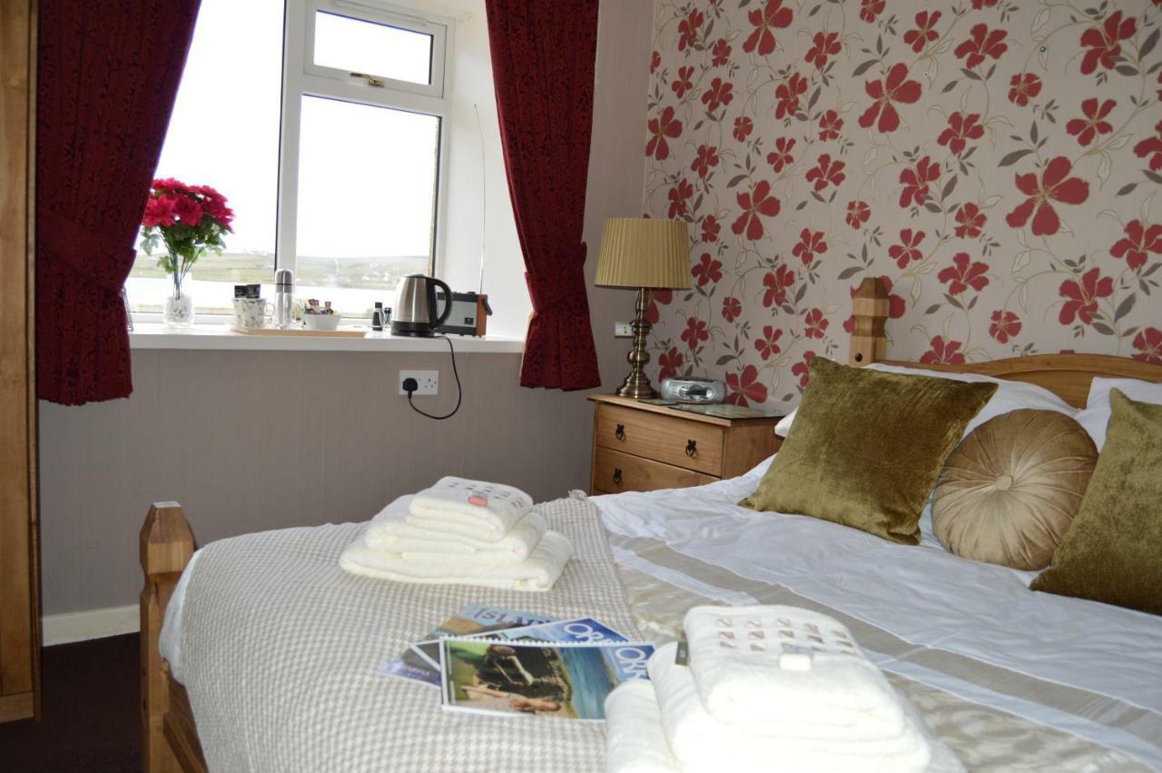 Ayre Of Cara Bed & Breakfast Pierowall Exterior photo