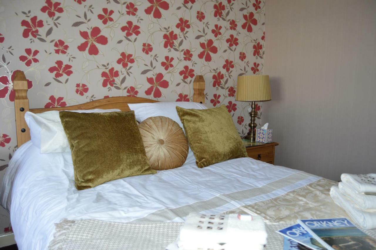 Ayre Of Cara Bed & Breakfast Pierowall Exterior photo
